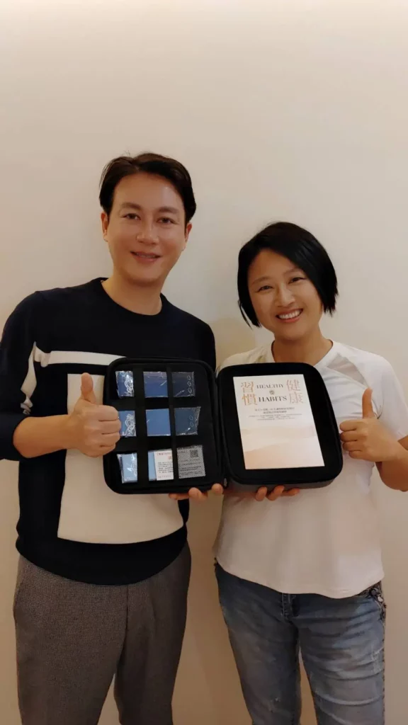 圖／Asia Training天集團銷售總裁 ── 林俊安老師（左）、全豆樂創辦人鄧琇文老師（右）。