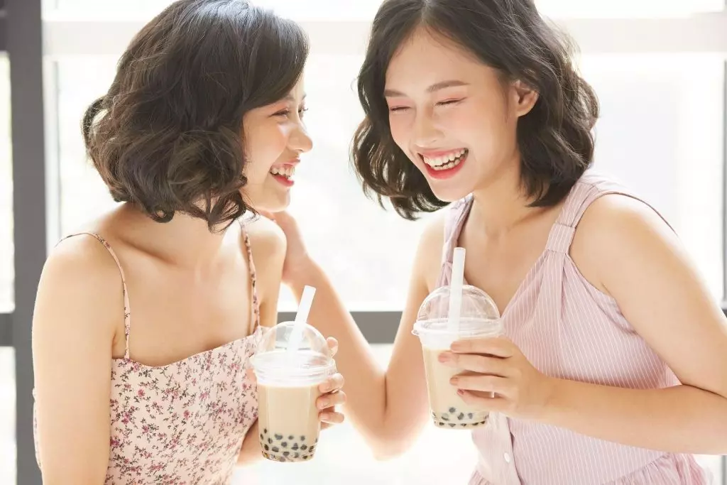 圖／營造輕鬆愉快的氛圍，用正面、具親和力的語調及態度開始對話。
