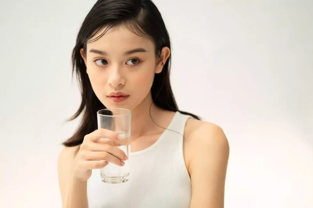 圖/喝足夠的水才能促進新陳代謝。